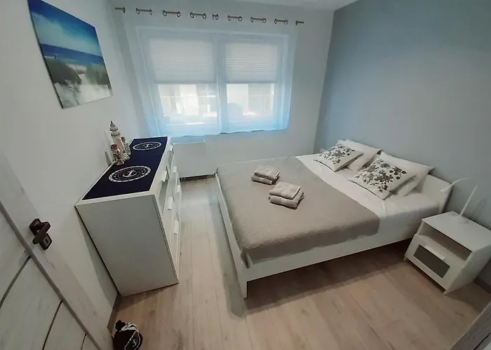 Apartament Kapitanski Mostek 17a Z Widokiem Na Port I Latarnie Morska Oraz Garazem Колобжег